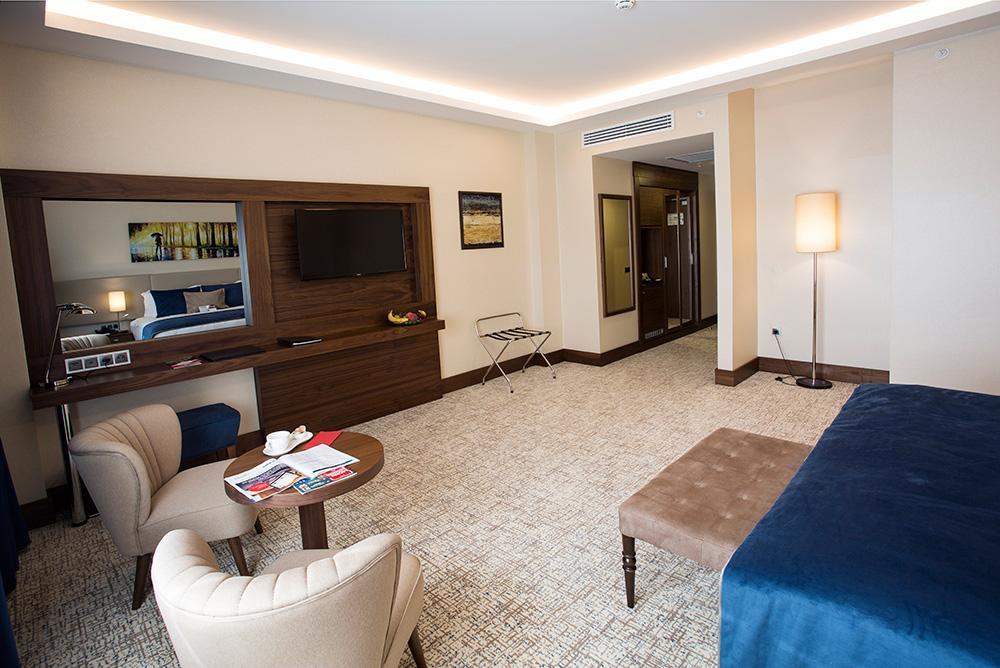 Hotel Ramada By Wyndham Yalova Yalova  Exterior foto