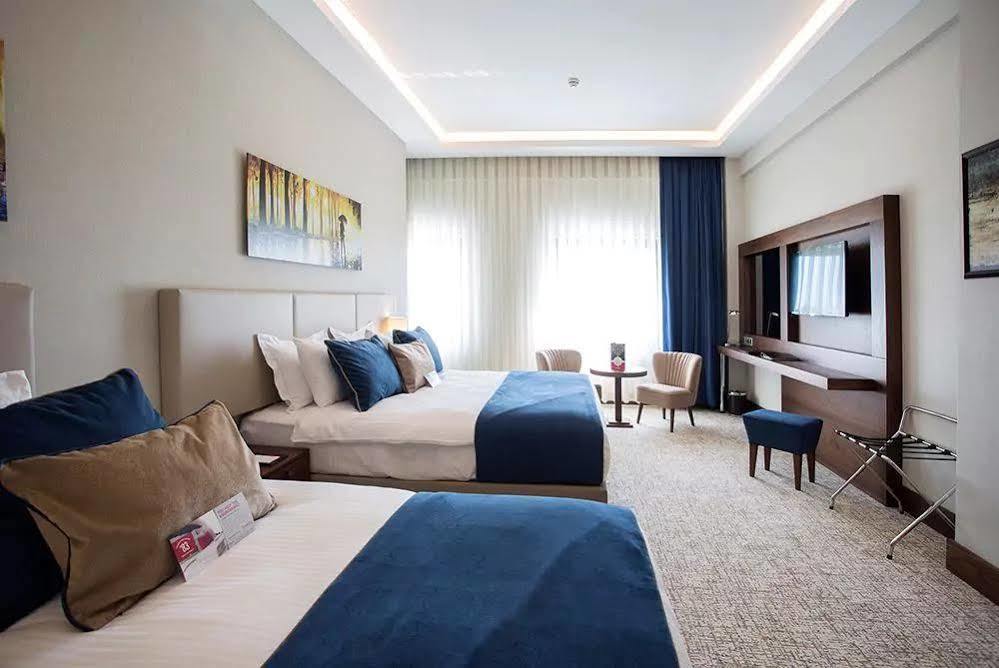 Hotel Ramada By Wyndham Yalova Yalova  Exterior foto